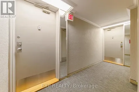 915 Elmsmere Road Ottawa ON K1J 8H8