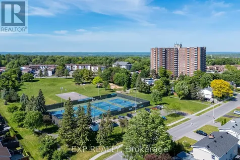 915 Elmsmere Road Ottawa ON K1J 8H8