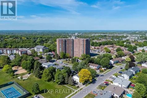 915 Elmsmere Road Ottawa ON K1J 8H8