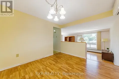915 Elmsmere Road Ottawa ON K1J 8H8