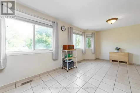 6931 Du Bois Avenue Ottawa ON K1C 5L4