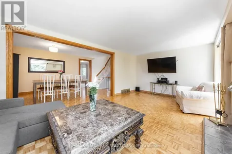 6931 Du Bois Avenue Ottawa ON K1C 5L4