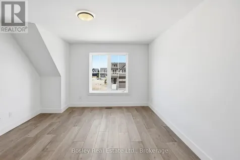 165 Sugar Maple Street Blue Mountains ON L9Y 5T5