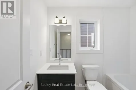 165 Sugar Maple Street Blue Mountains ON L9Y 5T5