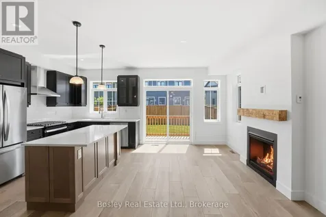 165 Sugar Maple Street Blue Mountains ON L9Y 5T5