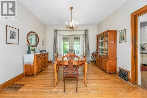 68 Kenora Street Ottawa ON K1Y 3L1