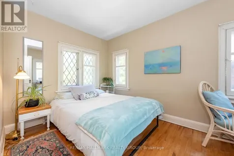 68 Kenora Street Ottawa ON K1Y 3L1