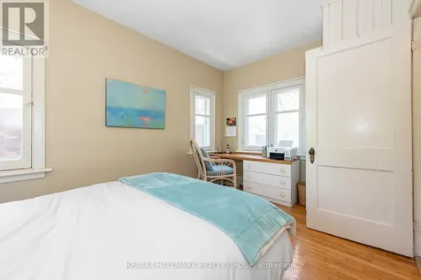 68 Kenora Street Ottawa ON K1Y 3L1