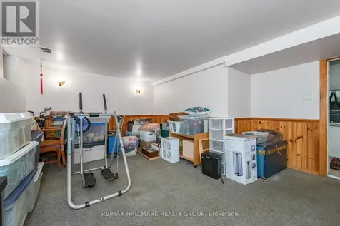 68 Kenora Street Ottawa ON K1Y 3L1
