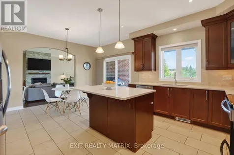 1525 Rangeland Avenue Ottawa ON K4P 0E1