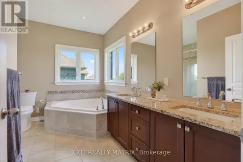 1525 Rangeland Avenue Ottawa ON K4P 0E1