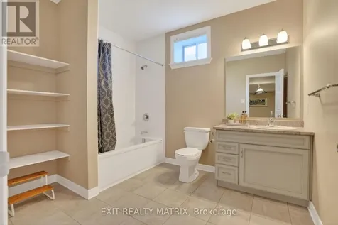1525 Rangeland Avenue Ottawa ON K4P 0E1