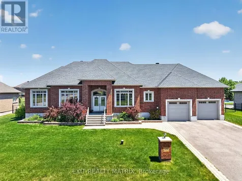 1525 Rangeland Avenue Ottawa ON K4P 0E1