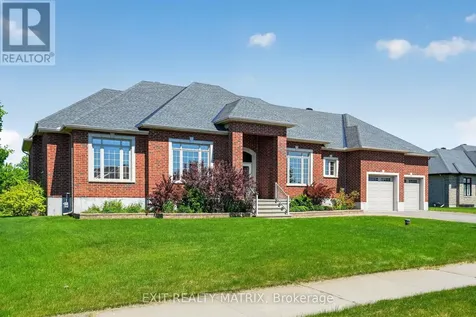 1525 Rangeland Avenue Ottawa ON K4P 0E1