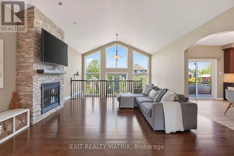 1525 Rangeland Avenue Ottawa ON K4P 0E1