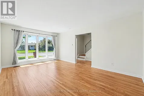 29 Aldercrest Drive Ottawa ON K2G 1P8