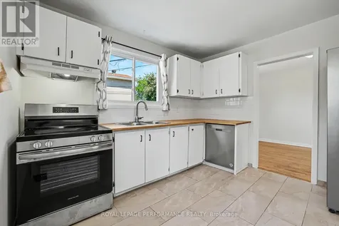 29 Aldercrest Drive Ottawa ON K2G 1P8