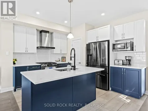 335 Grackle Street Ottawa ON K1X 0G6
