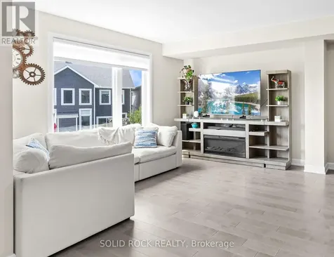 335 Grackle Street Ottawa ON K1X 0G6