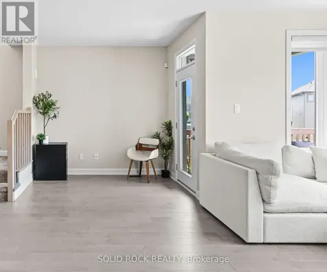 335 Grackle Street Ottawa ON K1X 0G6