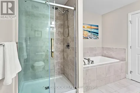 335 Grackle Street Ottawa ON K1X 0G6