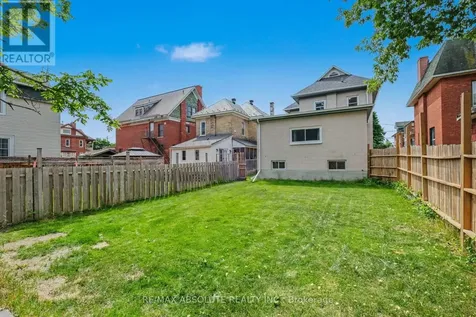 16 Glen Avenue Smiths Falls ON K7A 1S2