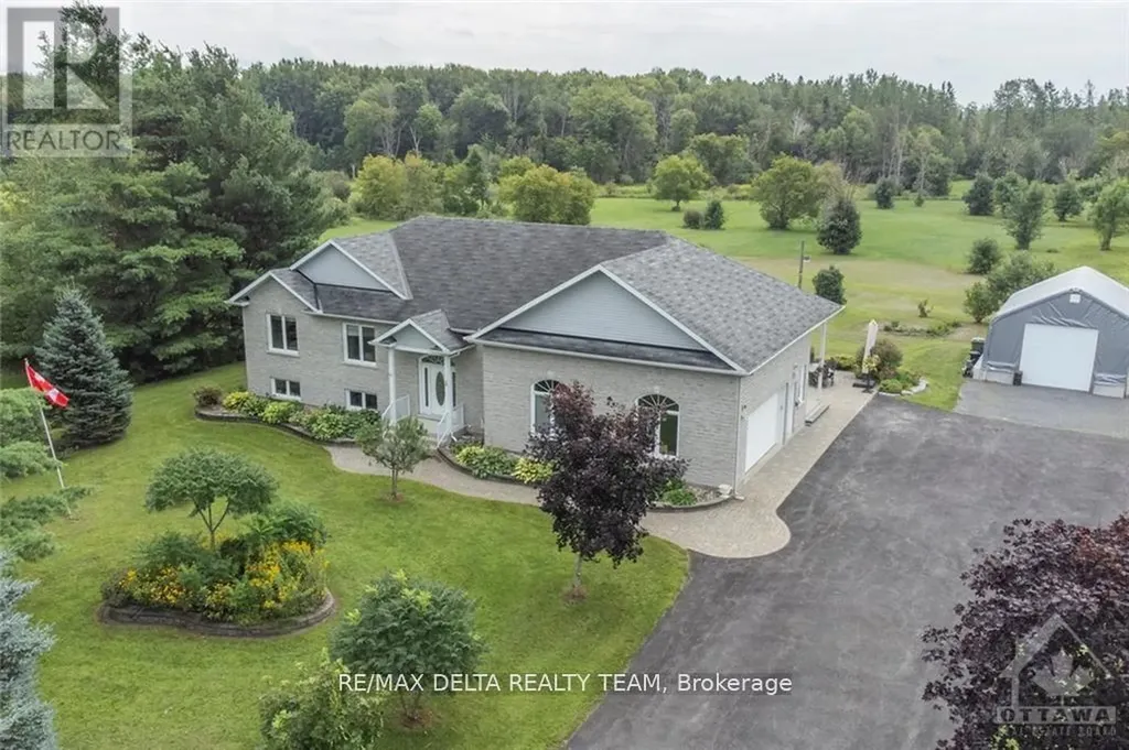 3782 Etienne Road Ottawa ON K0A 3E0