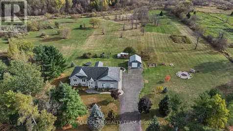 3782 Etienne Road Ottawa ON K0A 3E0