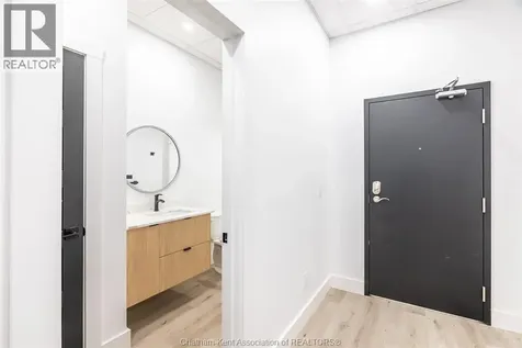 138 King Street West Chatham ON N7M 1E3