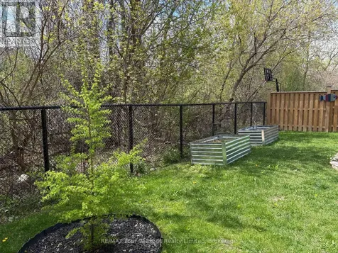 40 Kirby Avenue Collingwood ON L9Y 3W8