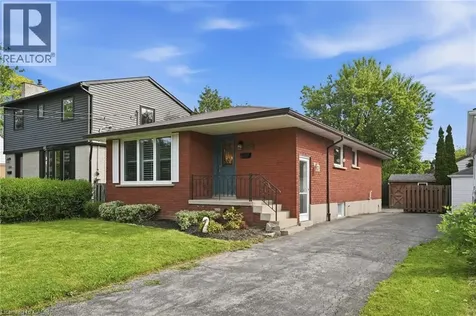 1347 Fisher Avenue Burlington ON L7P 2L7