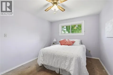 1347 Fisher Avenue Burlington ON L7P 2L7