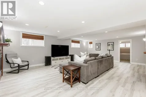 424 Ramblewood Drive Wasaga Beach ON L9Z 1P3