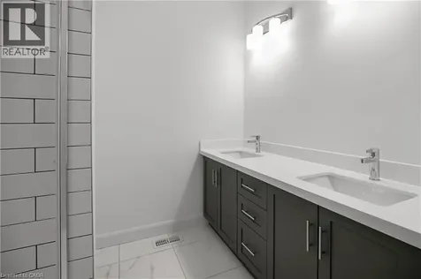 26 Beachwalk Crescent Crystal Beach ON L0S 1N0