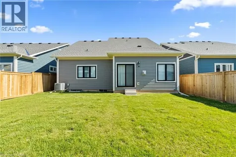 26 Beachwalk Crescent Crystal Beach ON L0S 1N0