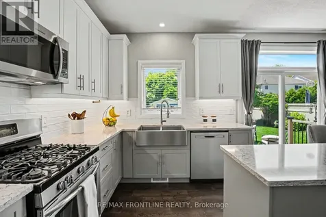 37 Calderwood Way Ottawa ON K2J 5L9