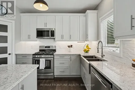 37 Calderwood Way Ottawa ON K2J 5L9
