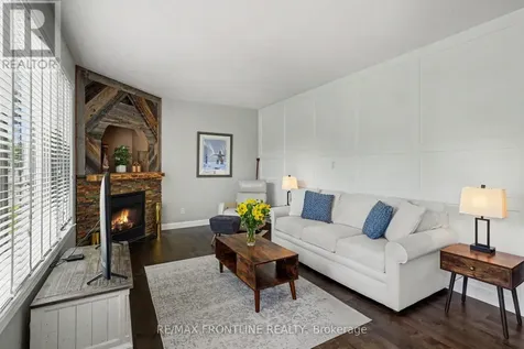 37 Calderwood Way Ottawa ON K2J 5L9