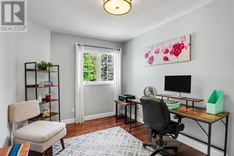 37 Calderwood Way Ottawa ON K2J 5L9