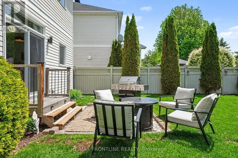 37 Calderwood Way Ottawa ON K2J 5L9