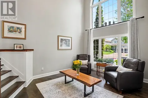 37 Calderwood Way Ottawa ON K2J 5L9