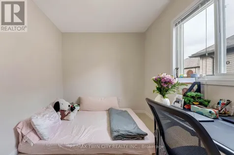 931 Glasgow Street Kitchener ON N2N 0B6