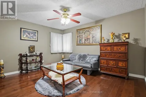 342 Saginaw Parkway Cambridge ON N1T 1R8