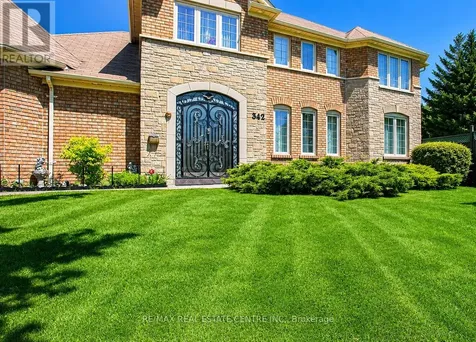 342 Saginaw Parkway Cambridge ON N1T 1R8