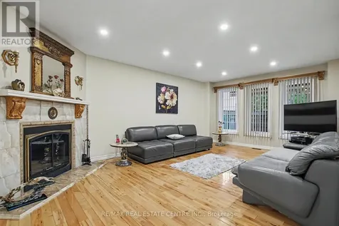 342 Saginaw Parkway Cambridge ON N1T 1R8
