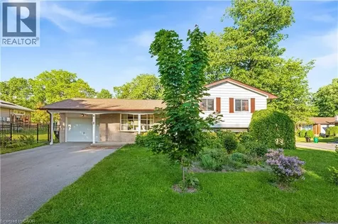 510 Edenbrook Place Waterloo ON N2L 4N5