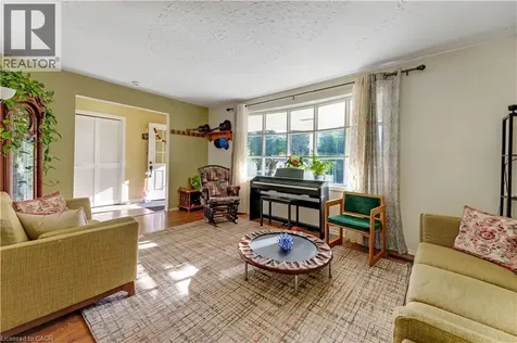 510 Edenbrook Place Waterloo ON N2L 4N5