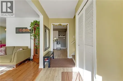 510 Edenbrook Place Waterloo ON N2L 4N5