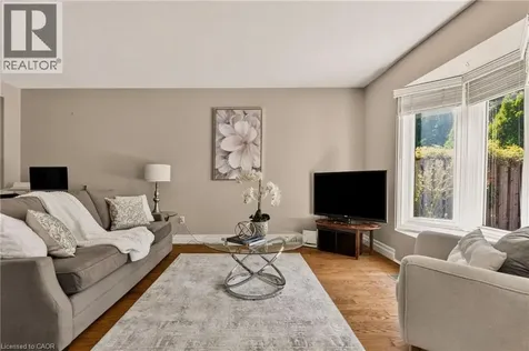 1675 Upper Gage Avenue Hamilton ON L8W 3R8