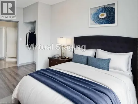 8 Hickory Street West Waterloo ON N2L 3H6